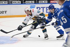 Уилл Биттен (слева)