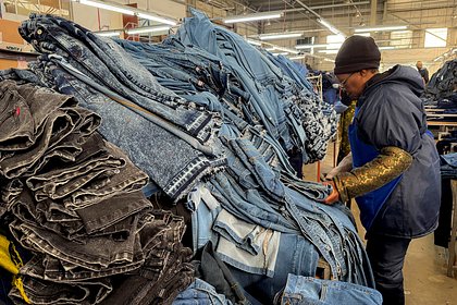 Импорт одежды из США в Россию подскочил до максимума