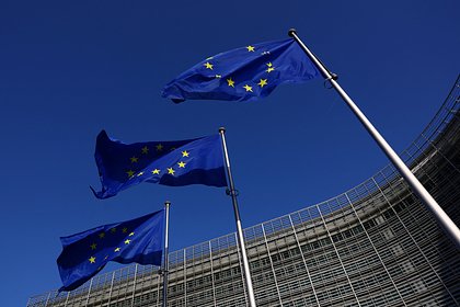 В России прокомментировали согласование ЕС кредита Украине в обход вето Венгрии