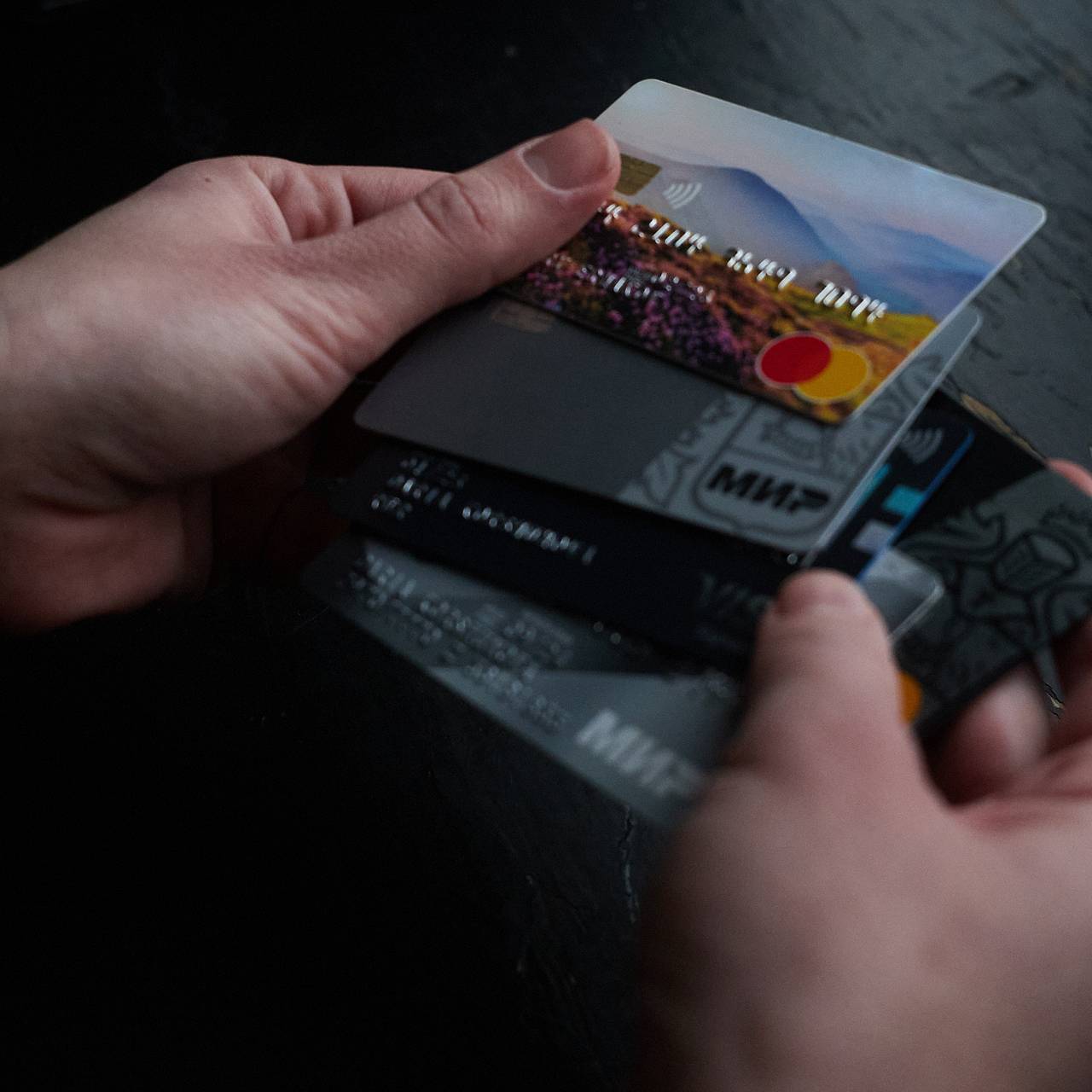 Россиянам назвали причины блокировки банковских счетов