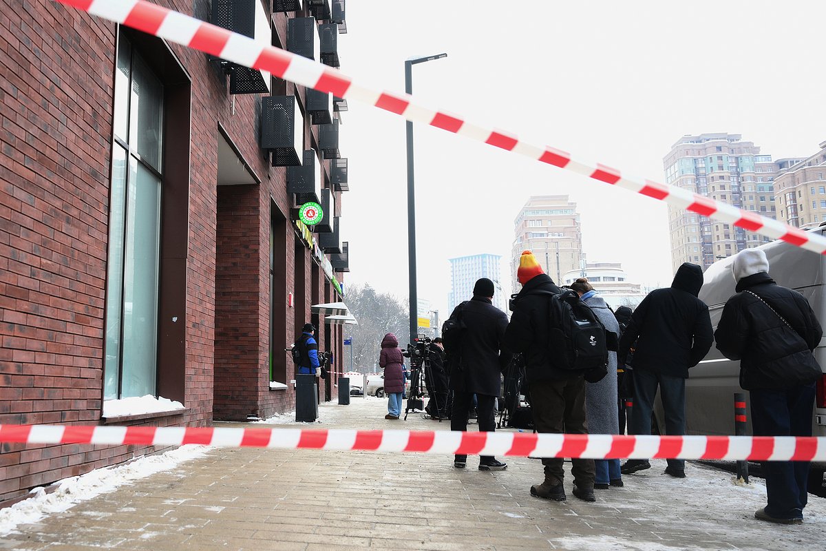 Дом, где было совершено покушение на генерал-лейтенанта Владимира Алексеева — первого замначальника Главного управления Генштаба ВС РФ. Москва, 6 февраля 2026 года