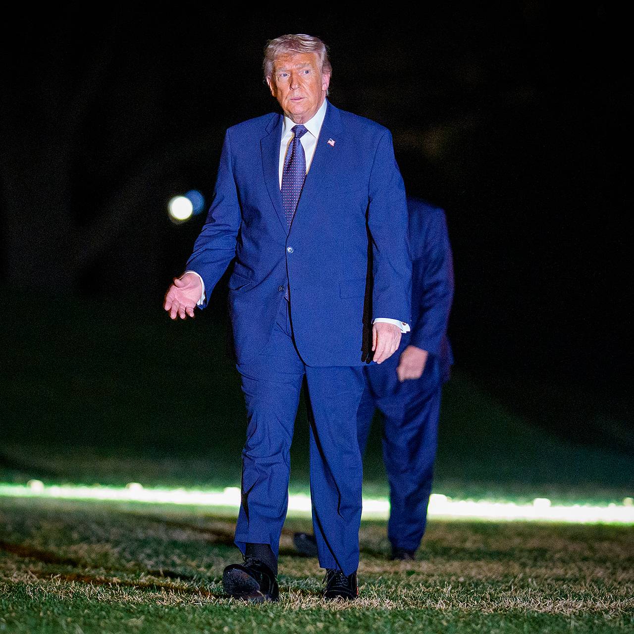 Трамп на фоне операции против Ирана проведет бой UFC на лужайке Белого дома