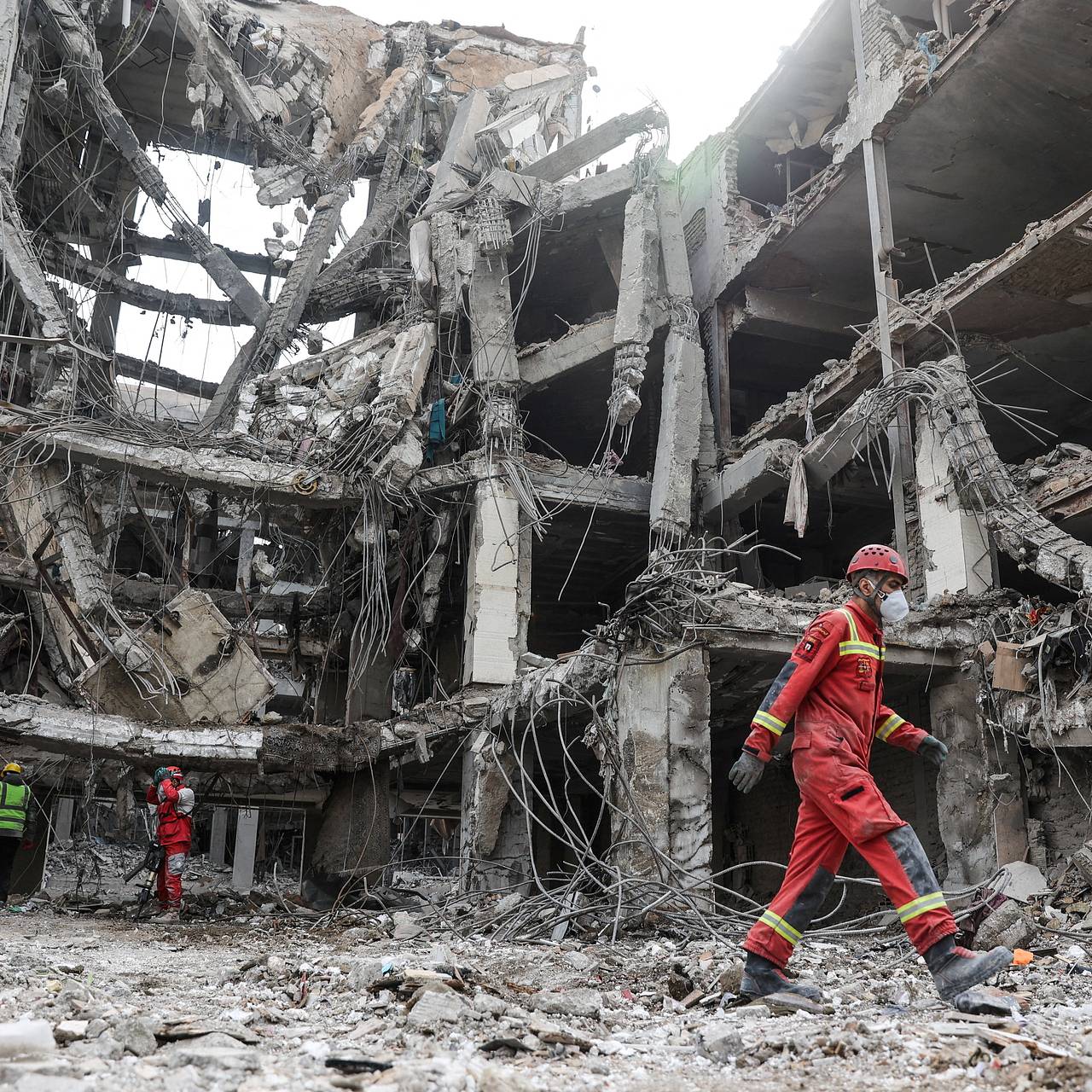 У США заканчиваются деньги на войну с Ираном. Какие проблемы в скором времени ожидают Трампа и как он может использовать Украину?