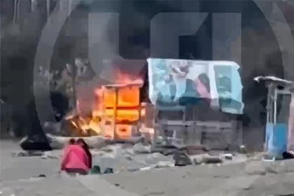 Туристы устроили пожар на пляже российского курорта и попали на видео