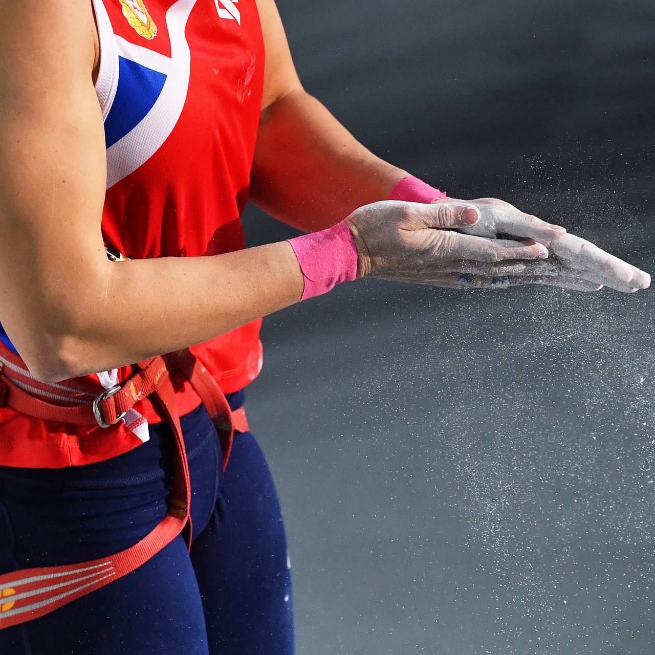 11 российских скалолазов получили нейтральный статус