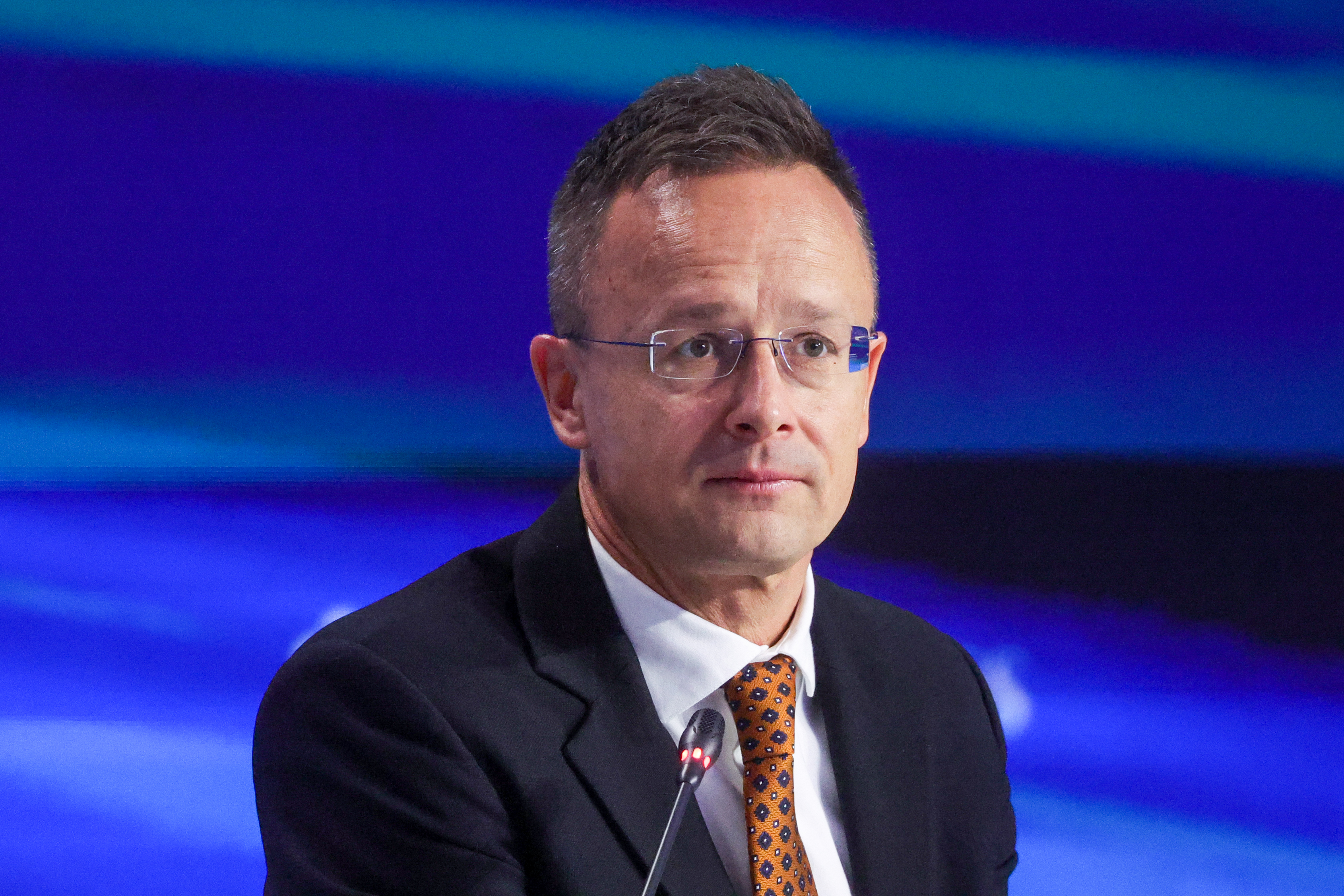 �&nbsp; ������� ������� � ������� ��������� � ������������