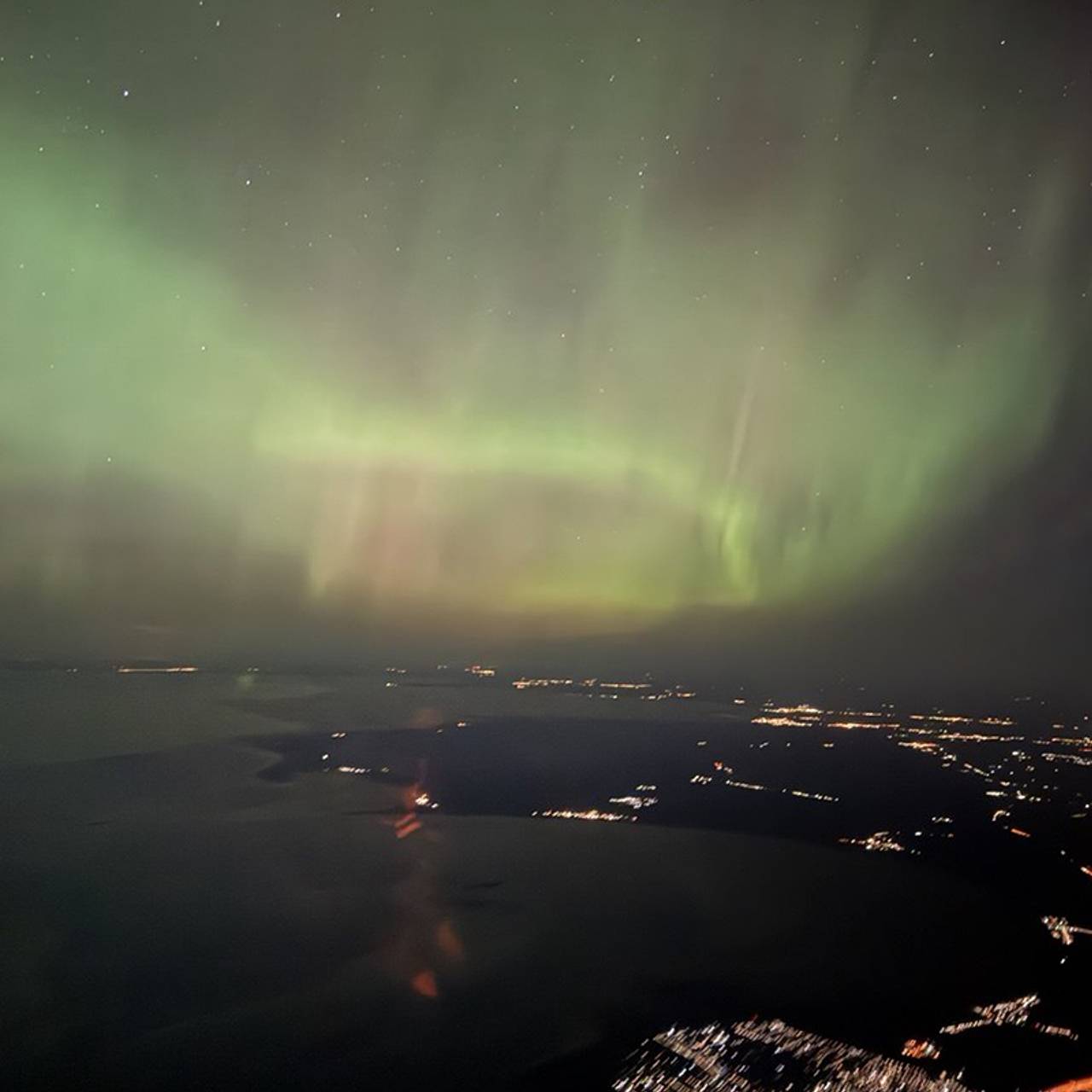 Российский пилот запечатлел редкое природное явление во время полета