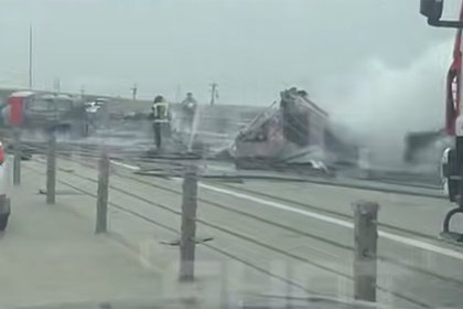 Огненное ДТП с взорвавшимся бензовозом в России попало на видео