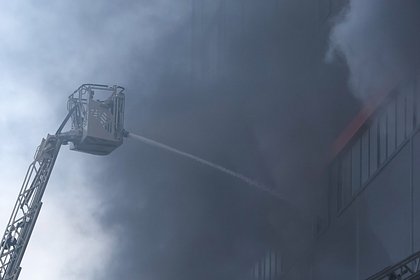 Число погибших при пожаре в центре Москвы выросло