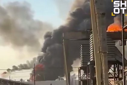 Крупнейший в Америке нефтезавод взорвался и попал на видео