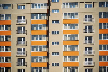 Россиян предупредили о штрафе за хранение мебели на балконе