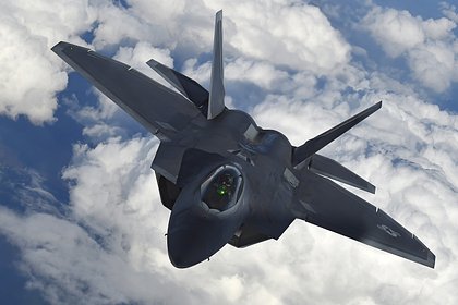 В небе заметили F-22 Raptor 2.0