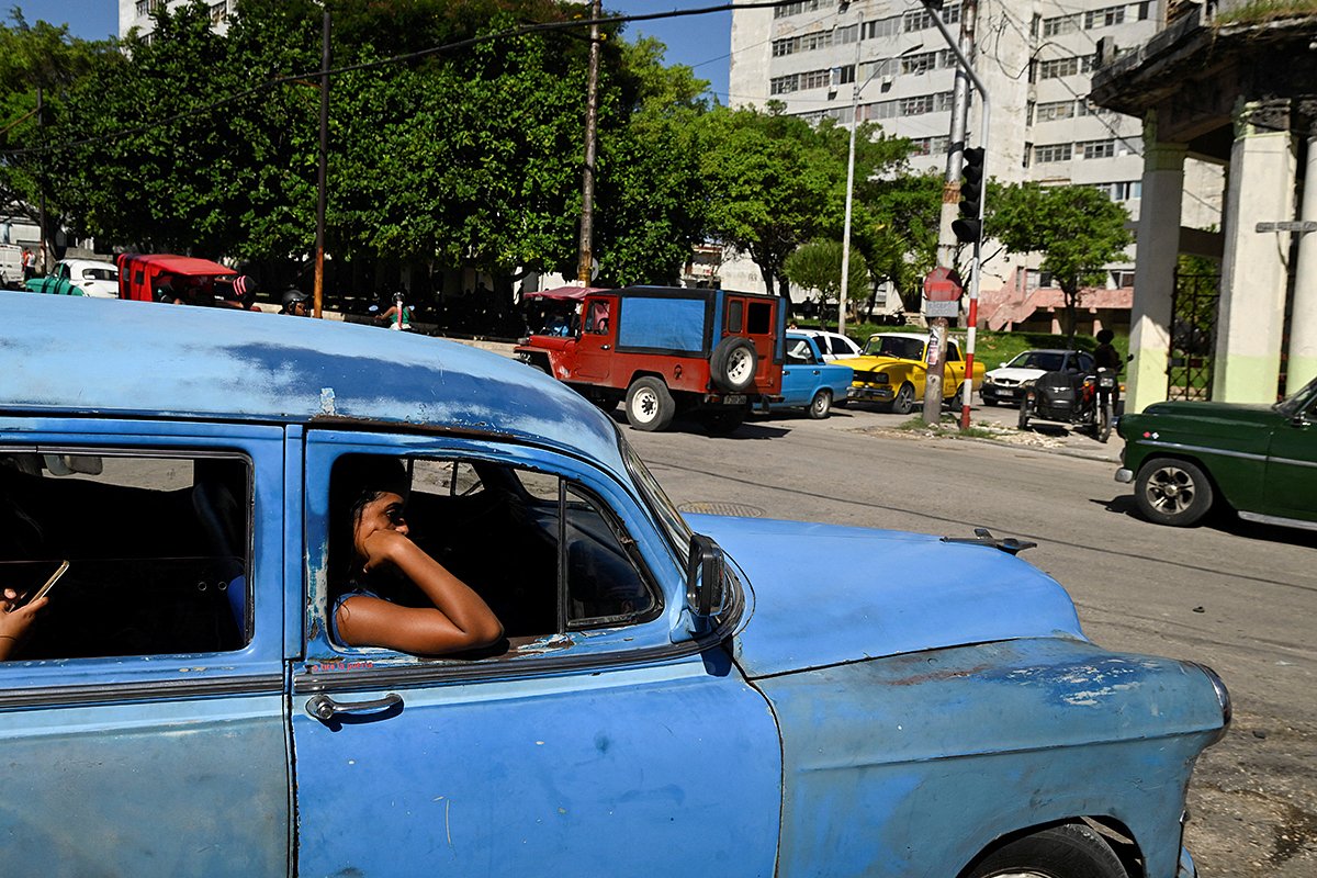 Несмотря на тяжелую ситуацию, паники среди кубинцев пока нет 
