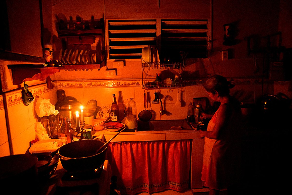 Свет на Острове свободы отключают более чем на сутки