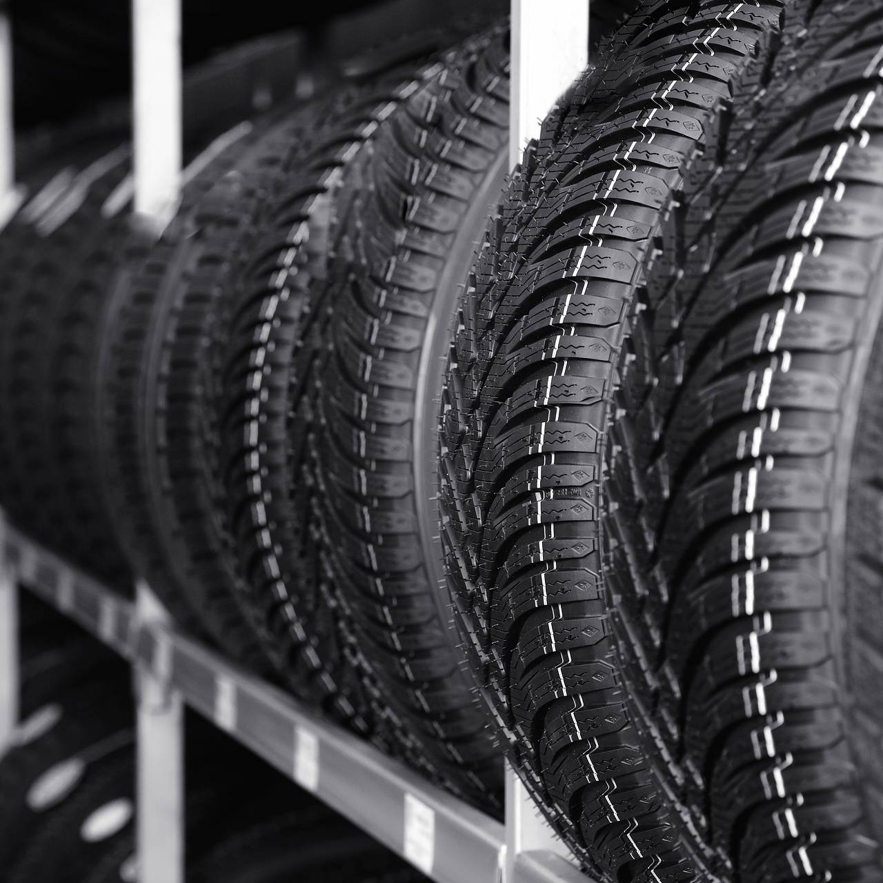 Названы 5 главных ошибок при хранении зимних шин