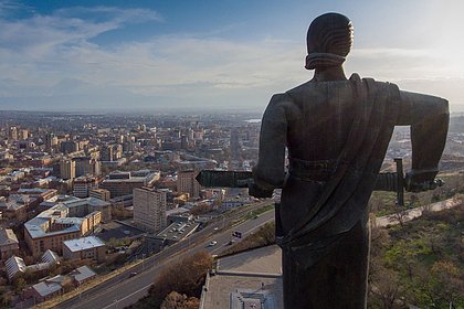 В Армении рассказали об интересах Азербайджана в принятии новой Конституции