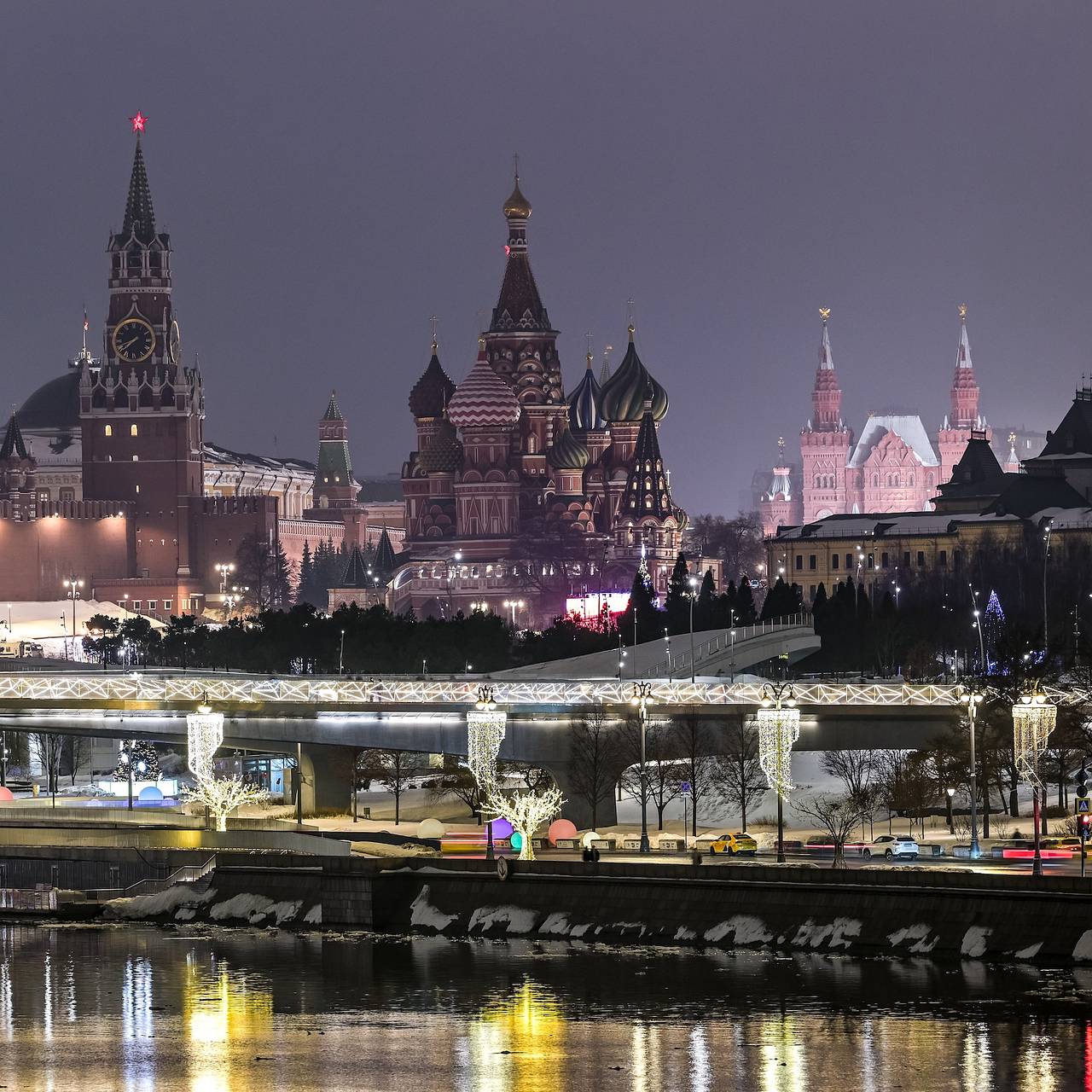 Москвичей предупредили о минусовых температурах и гололедице