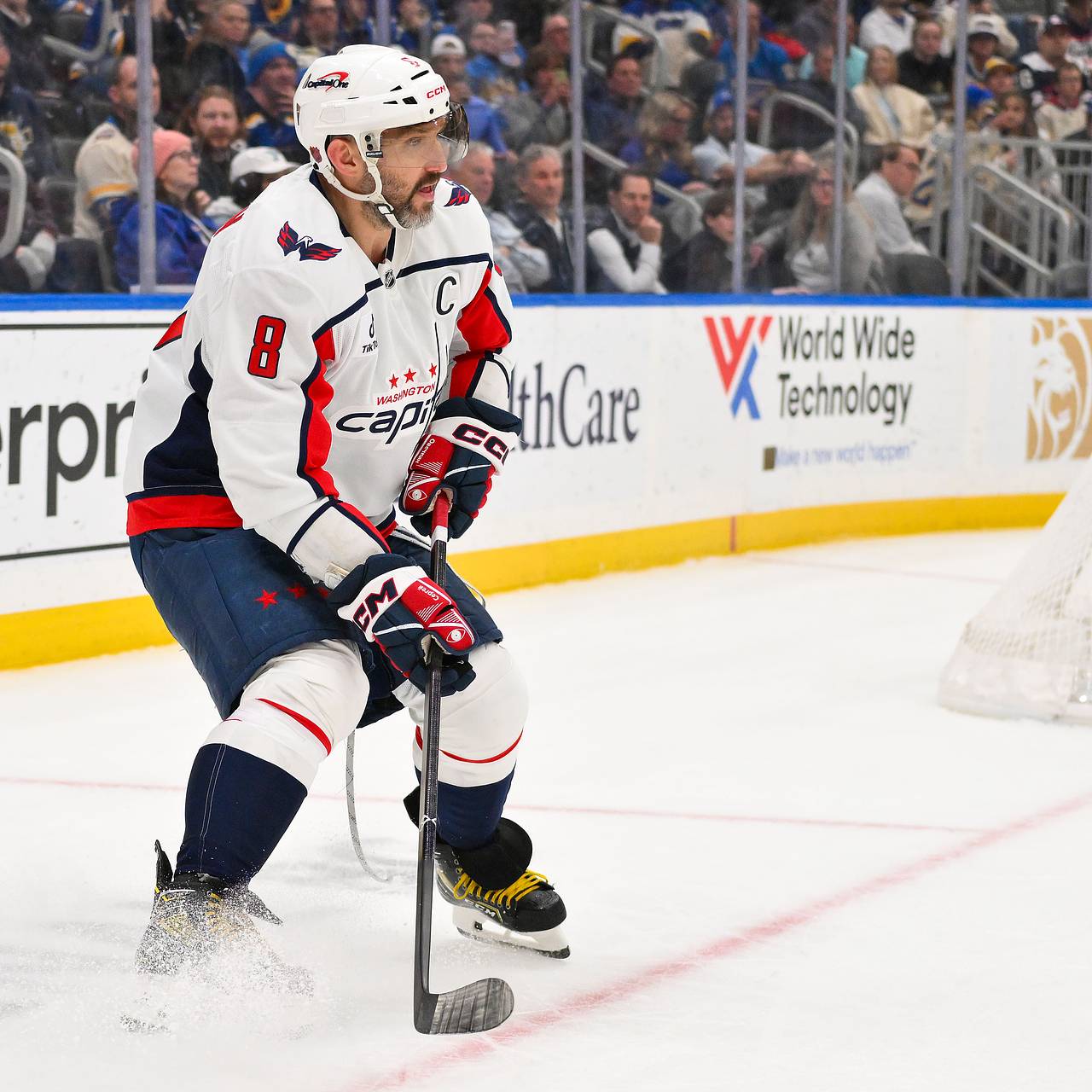 В НХЛ раскрыли отношение к возможному продолжению карьеры Овечкина в лиге