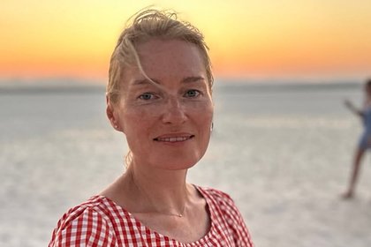 Муж Виктории Толстогановой показал жену без макияжа в честь ее 54-летия