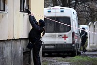 В Челябинске девятиклассник пронес в школу арбалет и напал на педагога и одноклассницу. Что известно? 