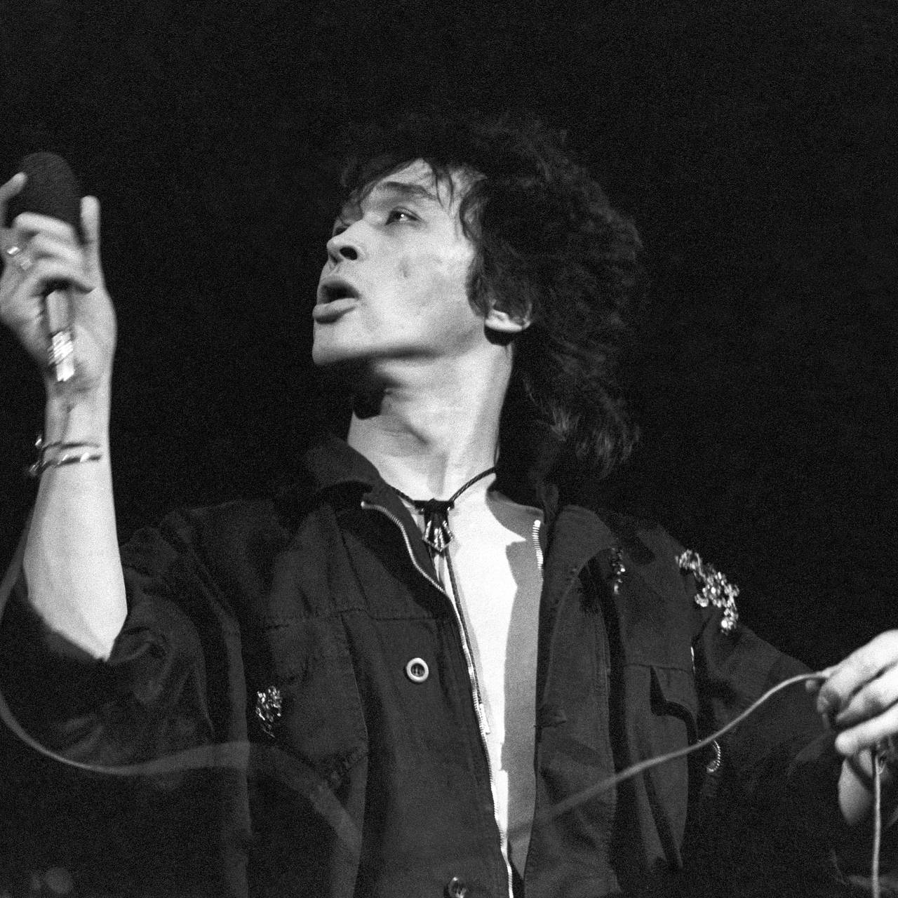 Очевидцы вспомнили бегство зрителей с первого легального концерта группы &laquo;Кино&raquo;