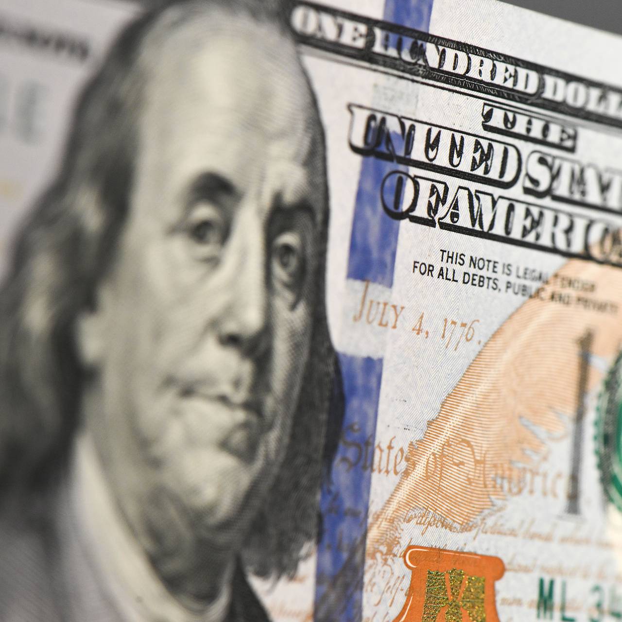 Трамп оставит свой след на 100-долларовой купюре