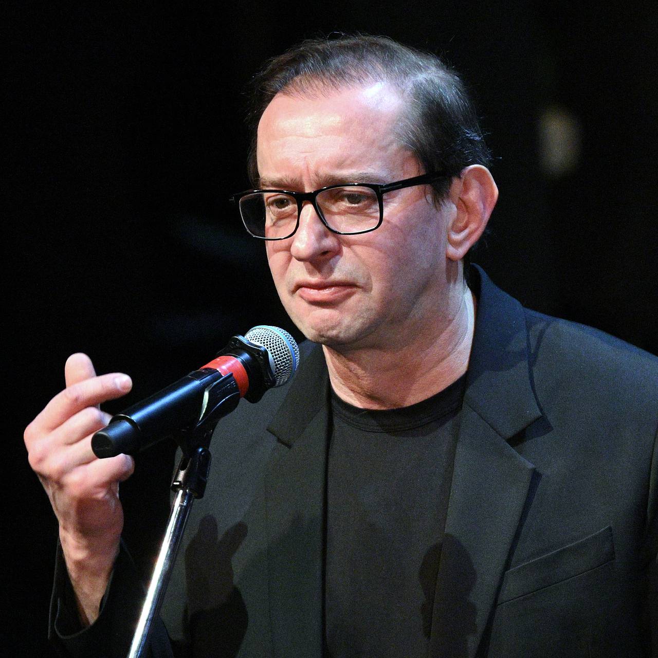 Хабенский почтил память ректора Школы-студии МХАТ Золотовицкого