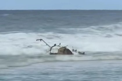 Три человека не выжили при крушении экскурсионного вертолета на Гавайях