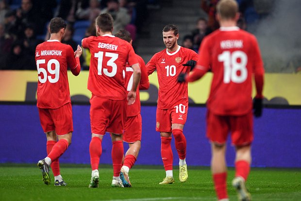 Игроки сборной России по футболу