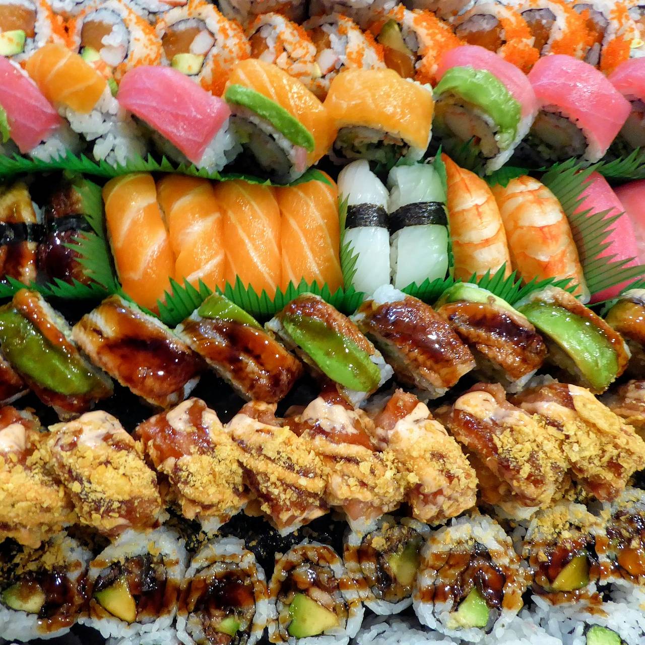 Названо максимально допустимое время оставления приготовленной еды вне холодильника