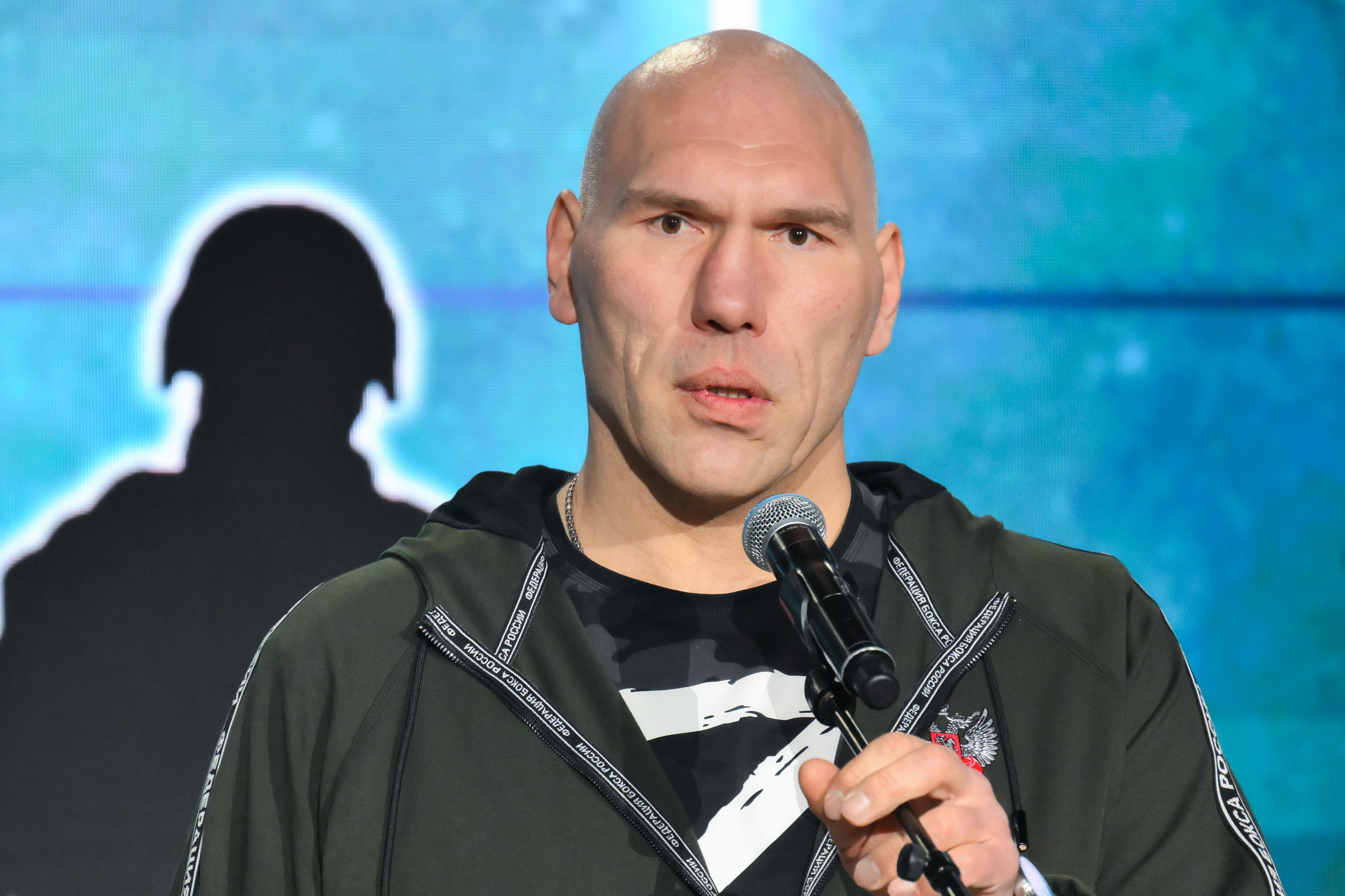 Депутат Госдумы Валуев высказался против возвращения пива на стадионы