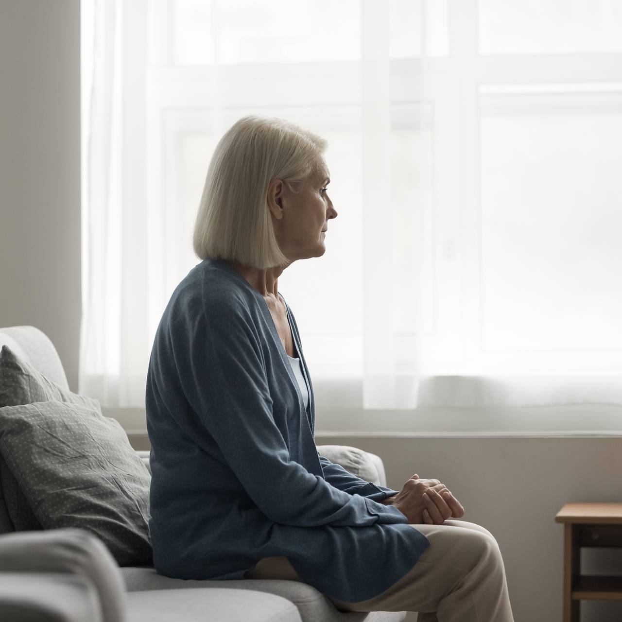 Врач раскрыл говорящие о первых признаках деменции изменения в поведении