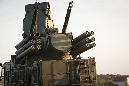 Очевидцы сообщили о мощных взрывах над Самарой