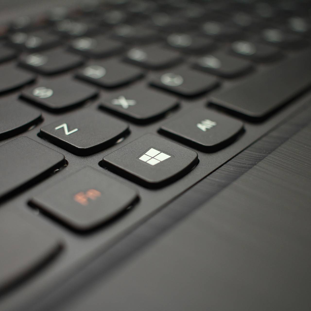 Риск использования Windows оценили