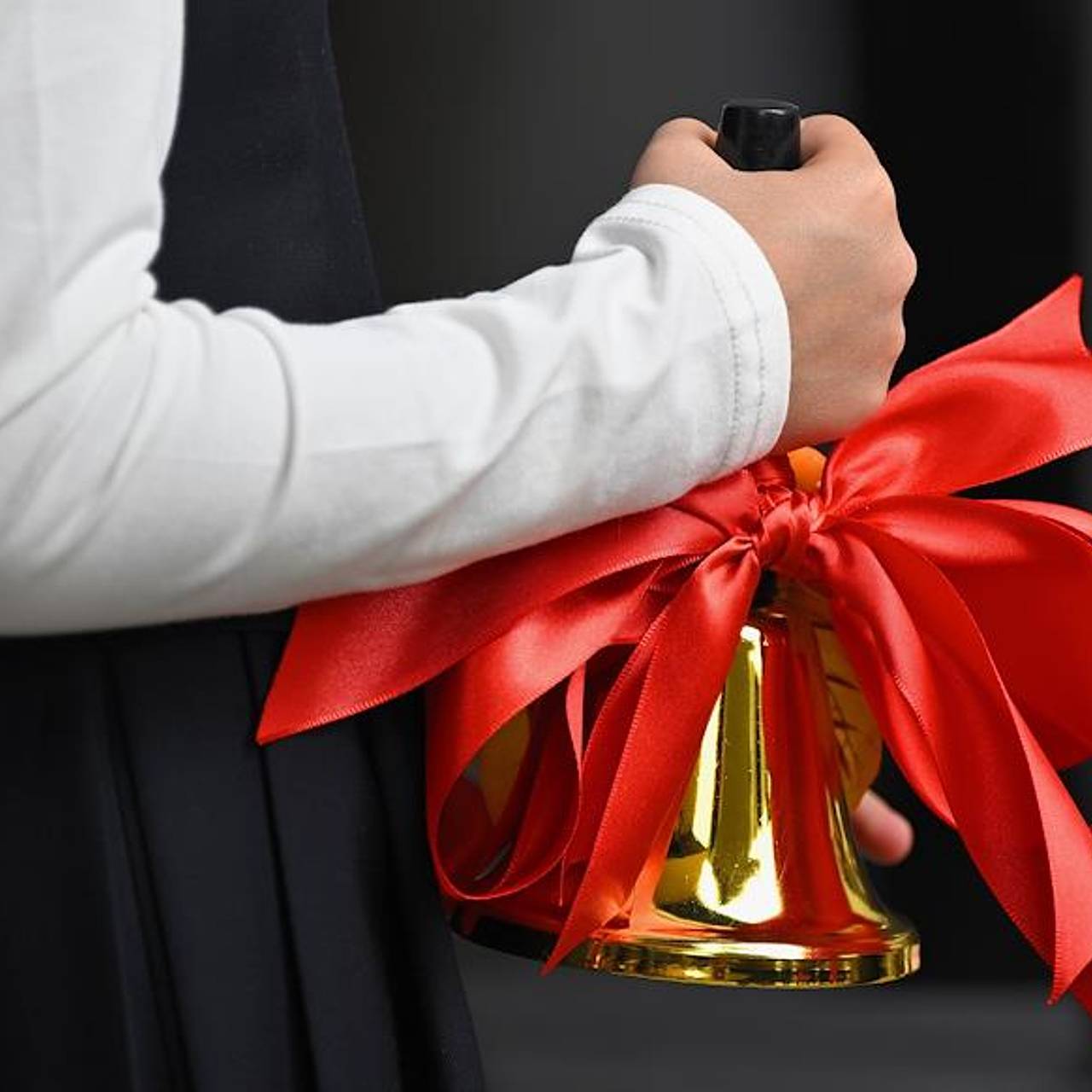 Одна из лучших учительниц страны совратила и изнасиловала школьника