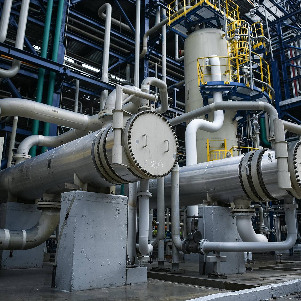 Назван срок возобновления работы одного из пострадавших от дронов НПЗ в России