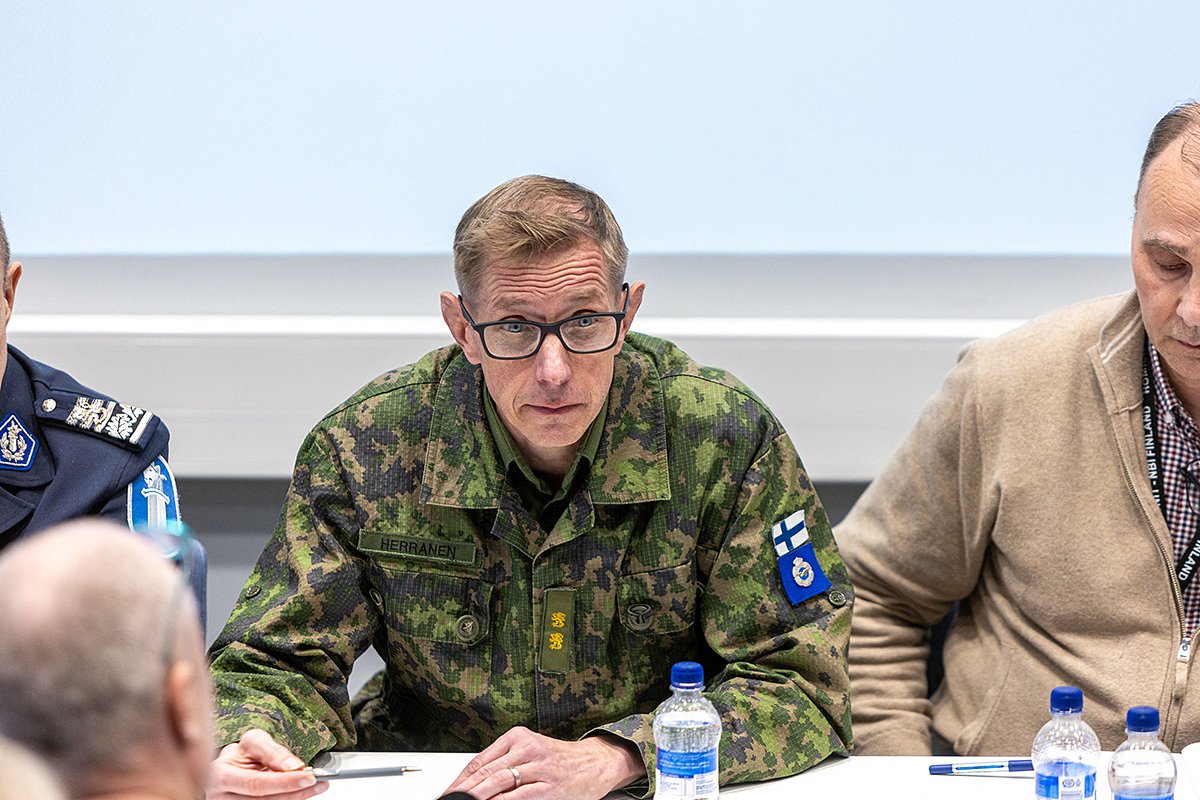 Генерал-майор ВВС Финляндии Тимо Херранен