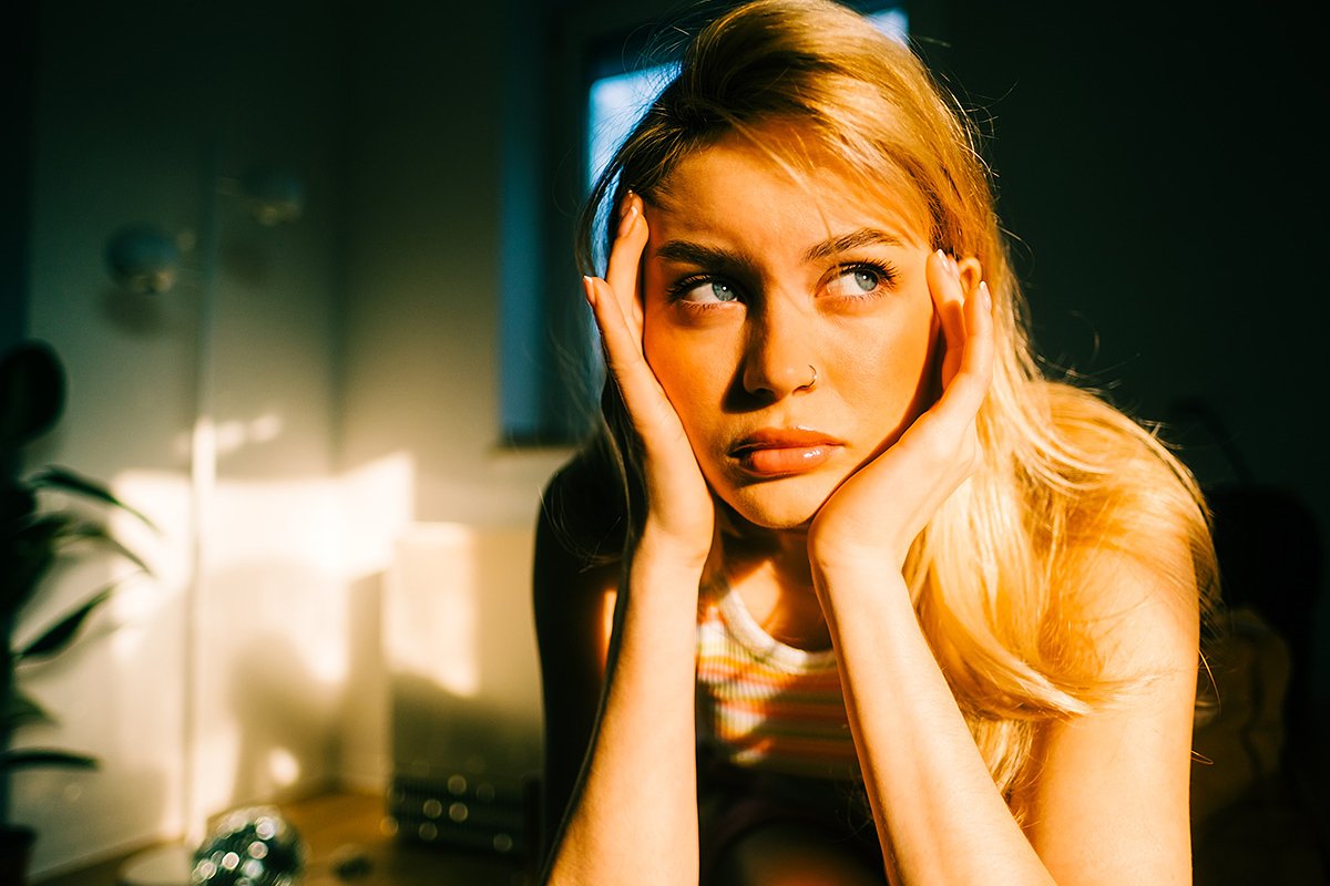 Выход из гиперфиксации часто сопровождается сильной усталостью, головной болью и чувством вины за «потерянное время»