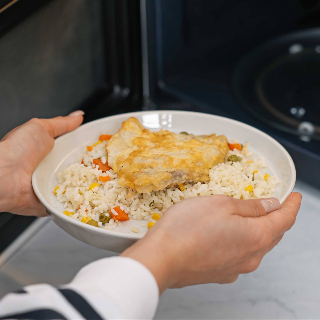 Названо лучшее время для ужина