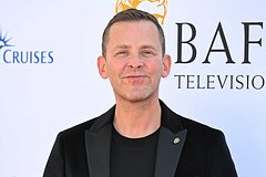 Скотт Миллс