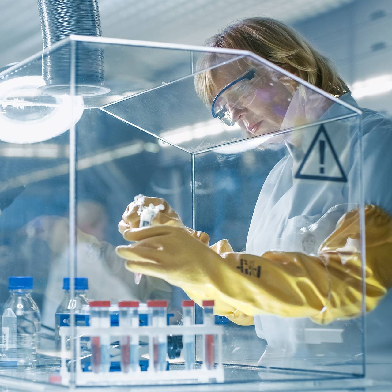 Анонимный миллиардер дал деньги на человеческие клоны без мозга для продления жизни