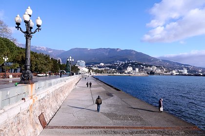 Половина Крыма оказалась обесточена