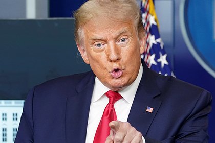 Трамп пообещал уничтожить каждого нового лидера Ирана