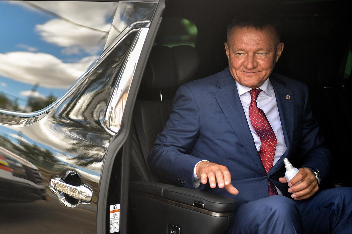 Бывший губернатор Курской области Роман Старовойт