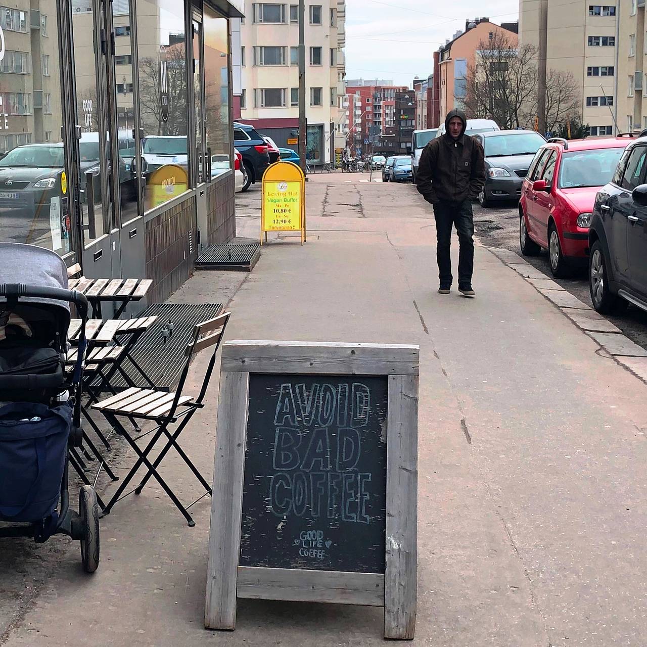 Тысячи украинцев покинули одну европейскую страну