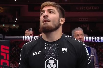 Чеченский боец UFC описал план на следующий бой фразой &laquo;у нас есть ствол с собой&raquo;