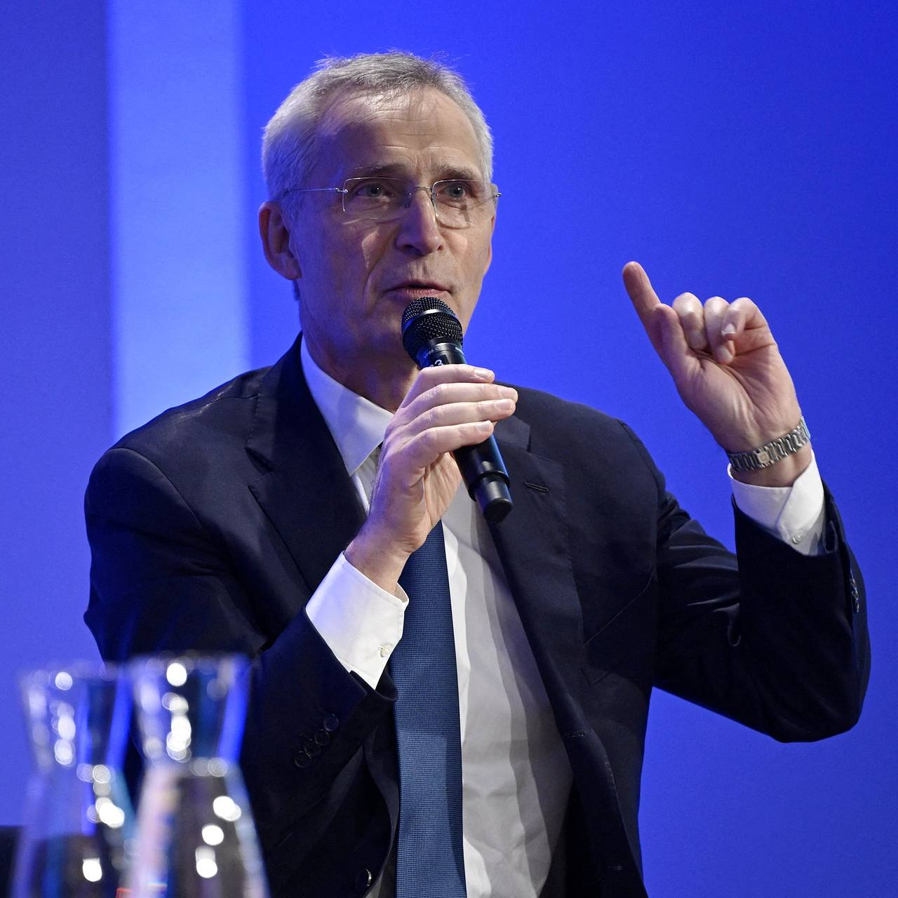 Стало известно о попытке экс-генсека НАТО обсудить создание буферной зоны с Россией