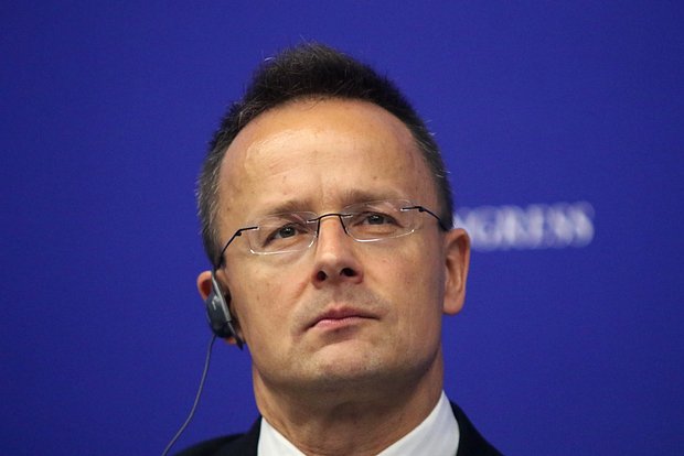 Петер Сийярто 