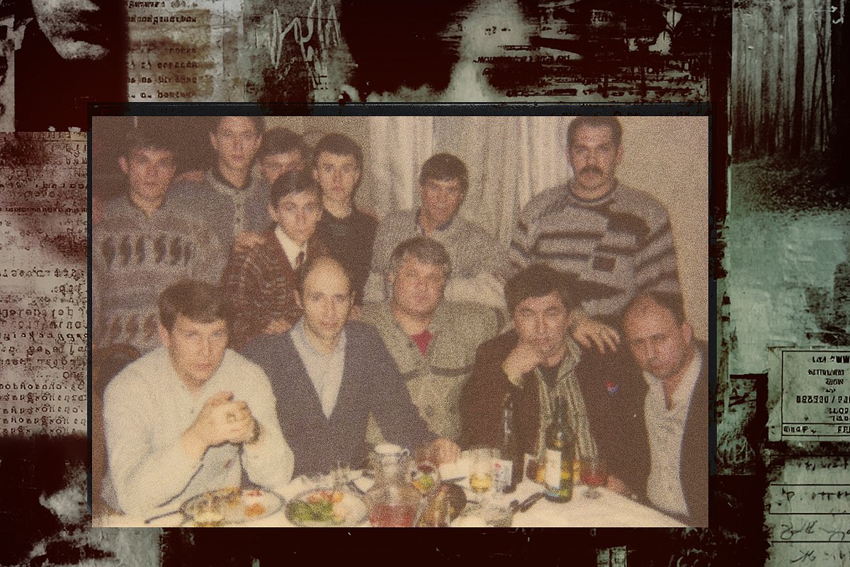 Нижний ряд: в центре — Евгений Васин (Джем), рядом с ним справа — Датико Цихелашвили (Дато Ташкентский)