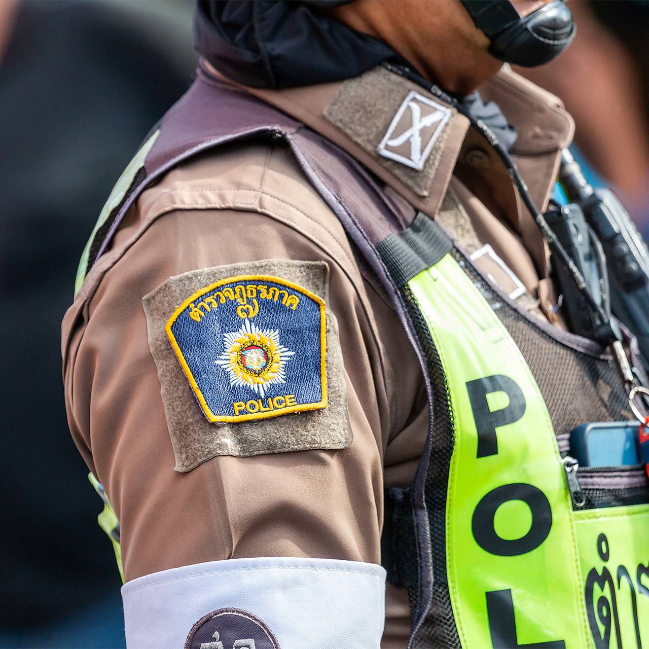 Ученики разоблачили показавшего им пенис и снимавшего видео под юбками учителя